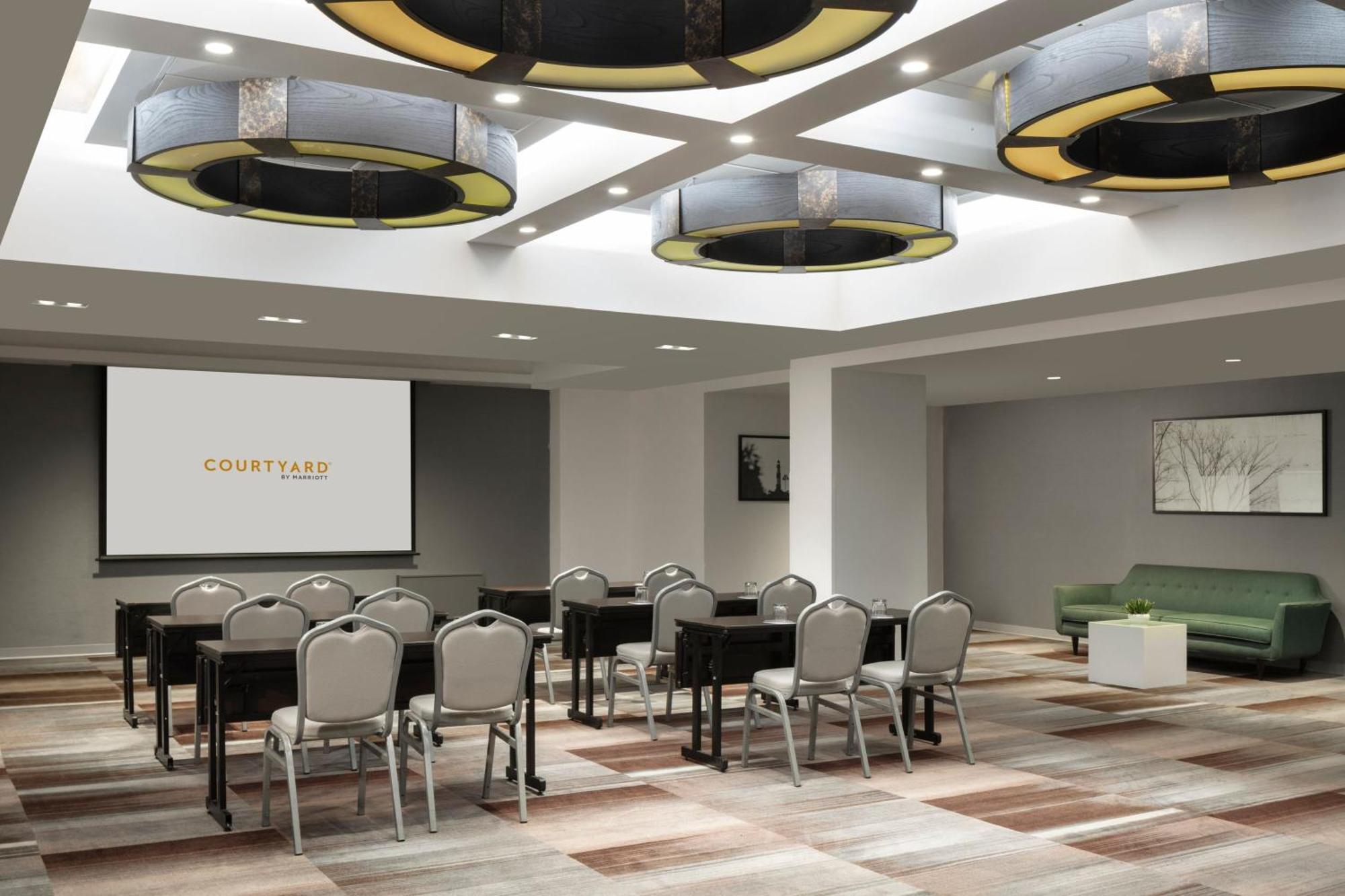 Courtyard By Marriott Lima Miraflores Exterior photo