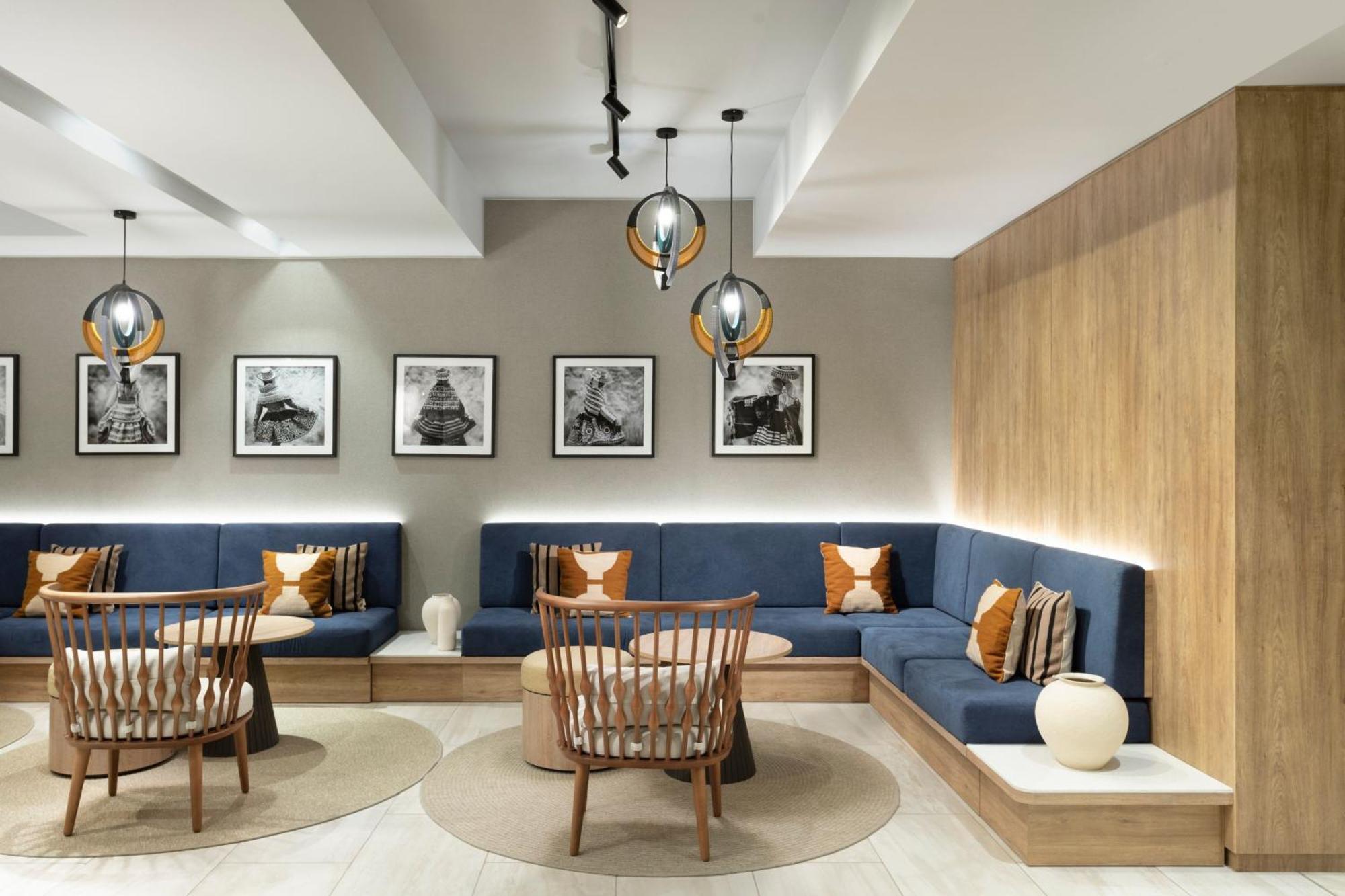Courtyard By Marriott Lima Miraflores Exterior photo