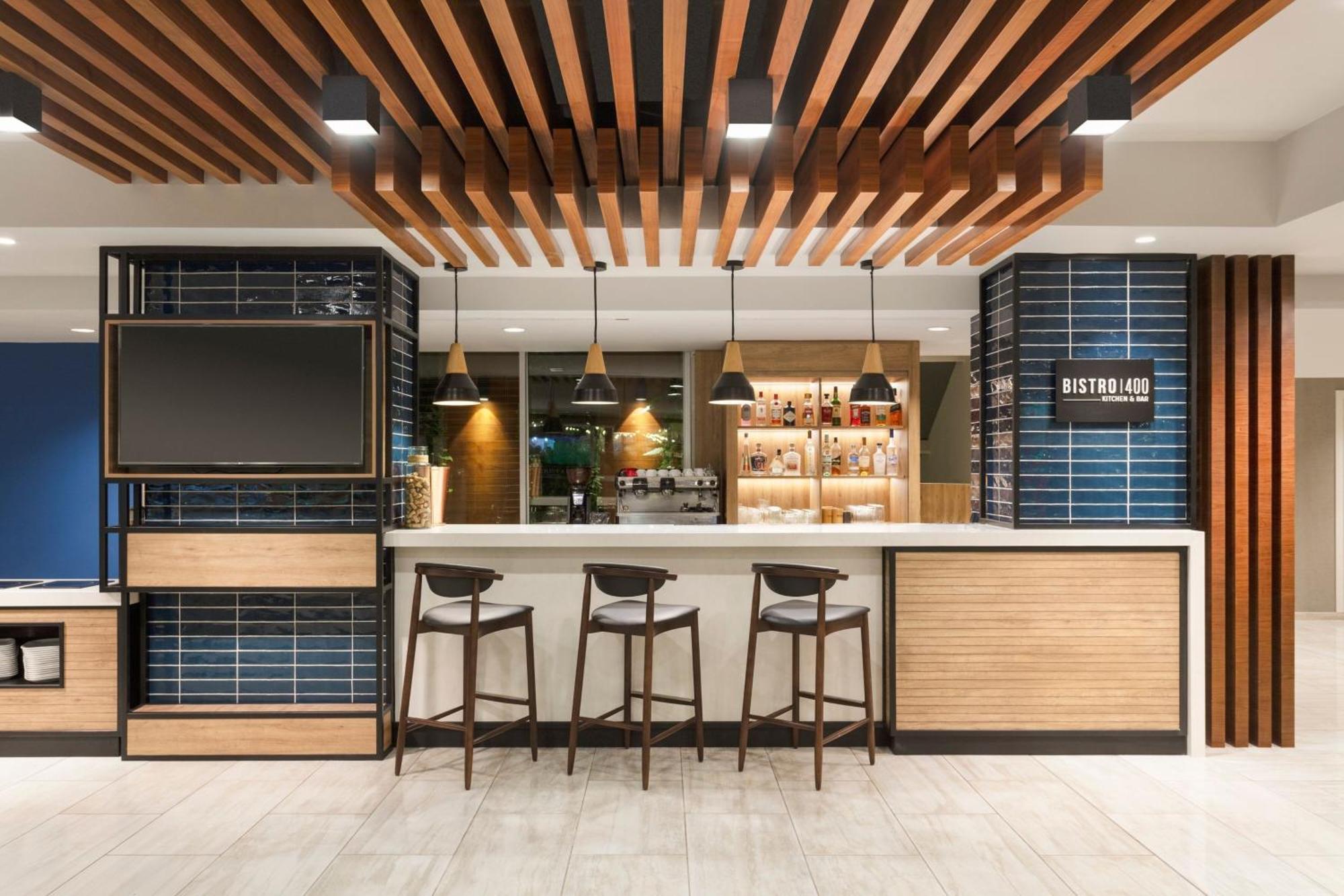 Courtyard By Marriott Lima Miraflores Exterior photo