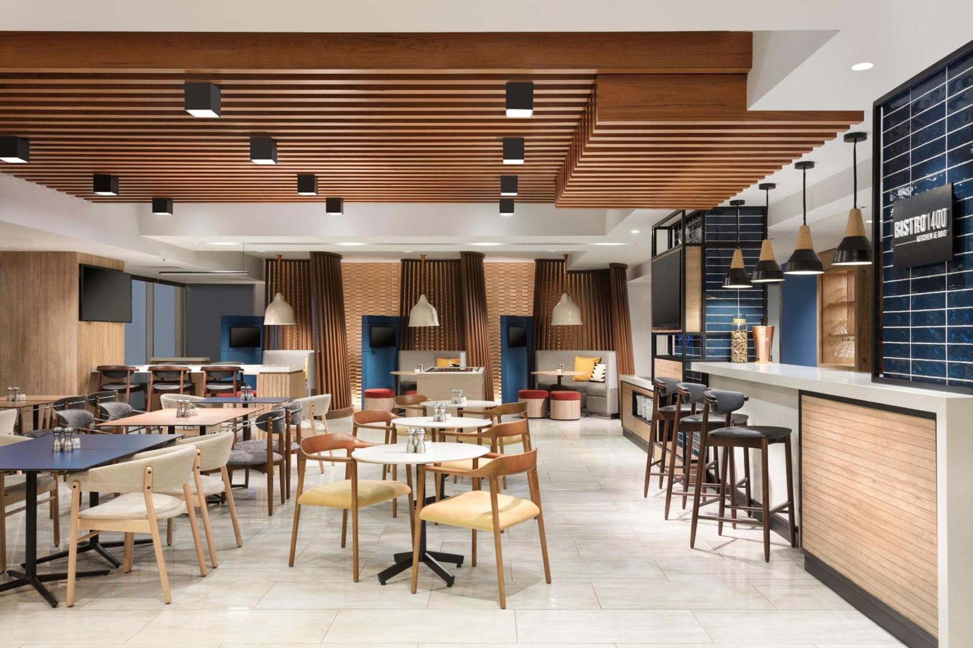 Courtyard By Marriott Lima Miraflores Exterior photo