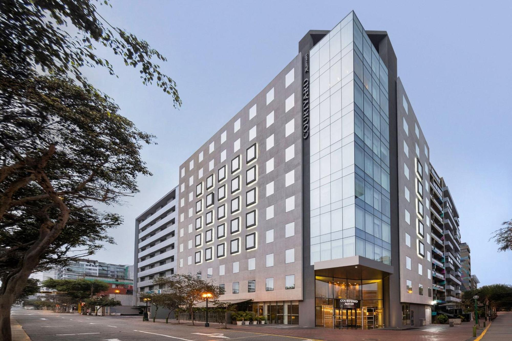 Courtyard By Marriott Lima Miraflores Exterior photo