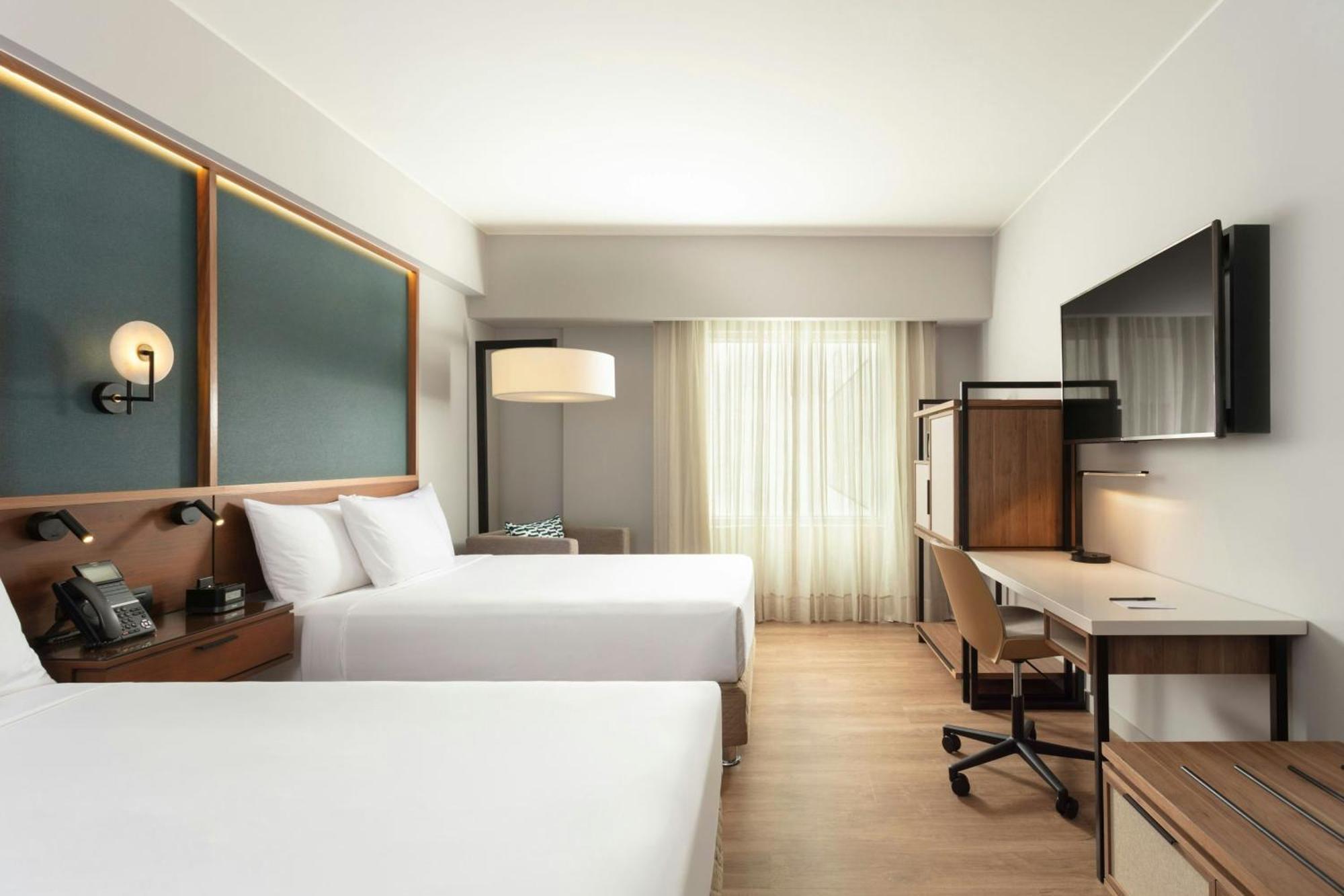 Courtyard By Marriott Lima Miraflores Exterior photo